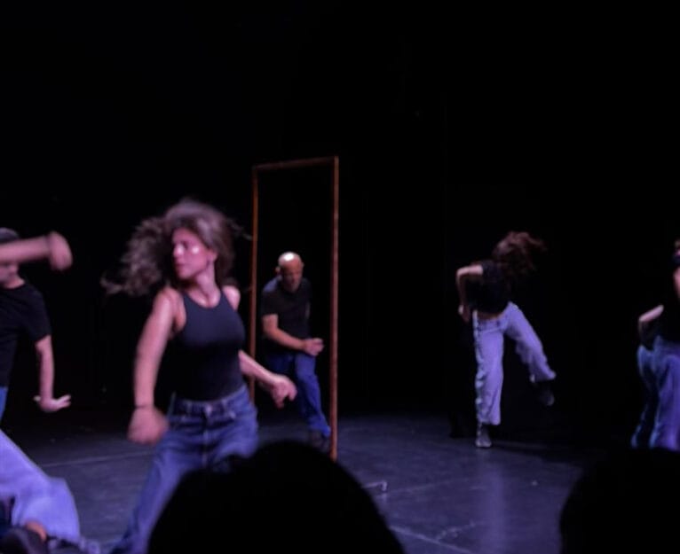 Berta durante una de las obras de Teatro de Barrio