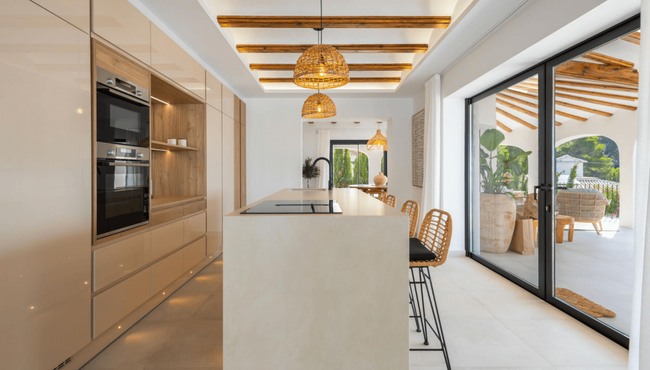 Detalles cuidados en una cocina funcional