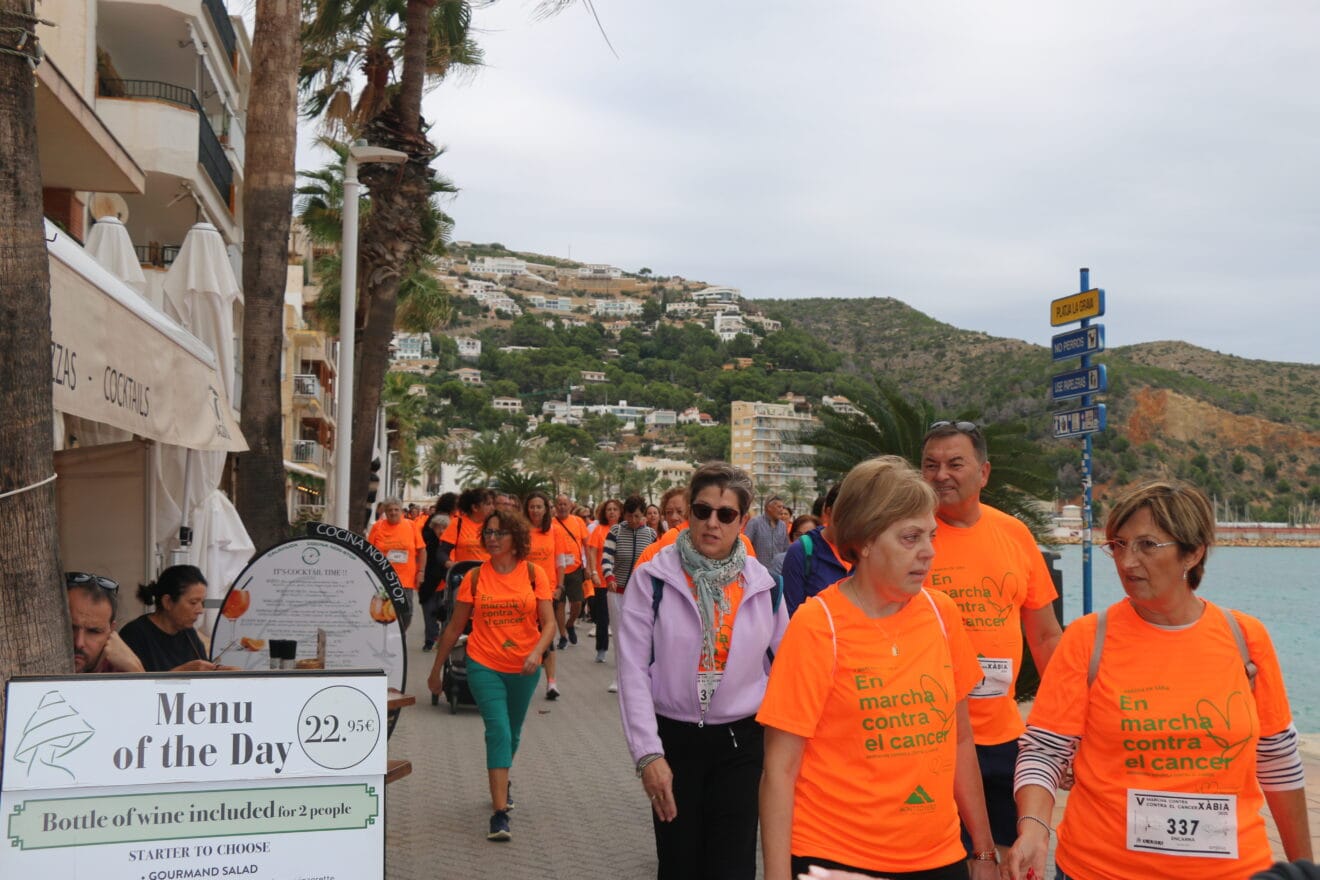 Marcha contra el cáncer en Xàbia (21)