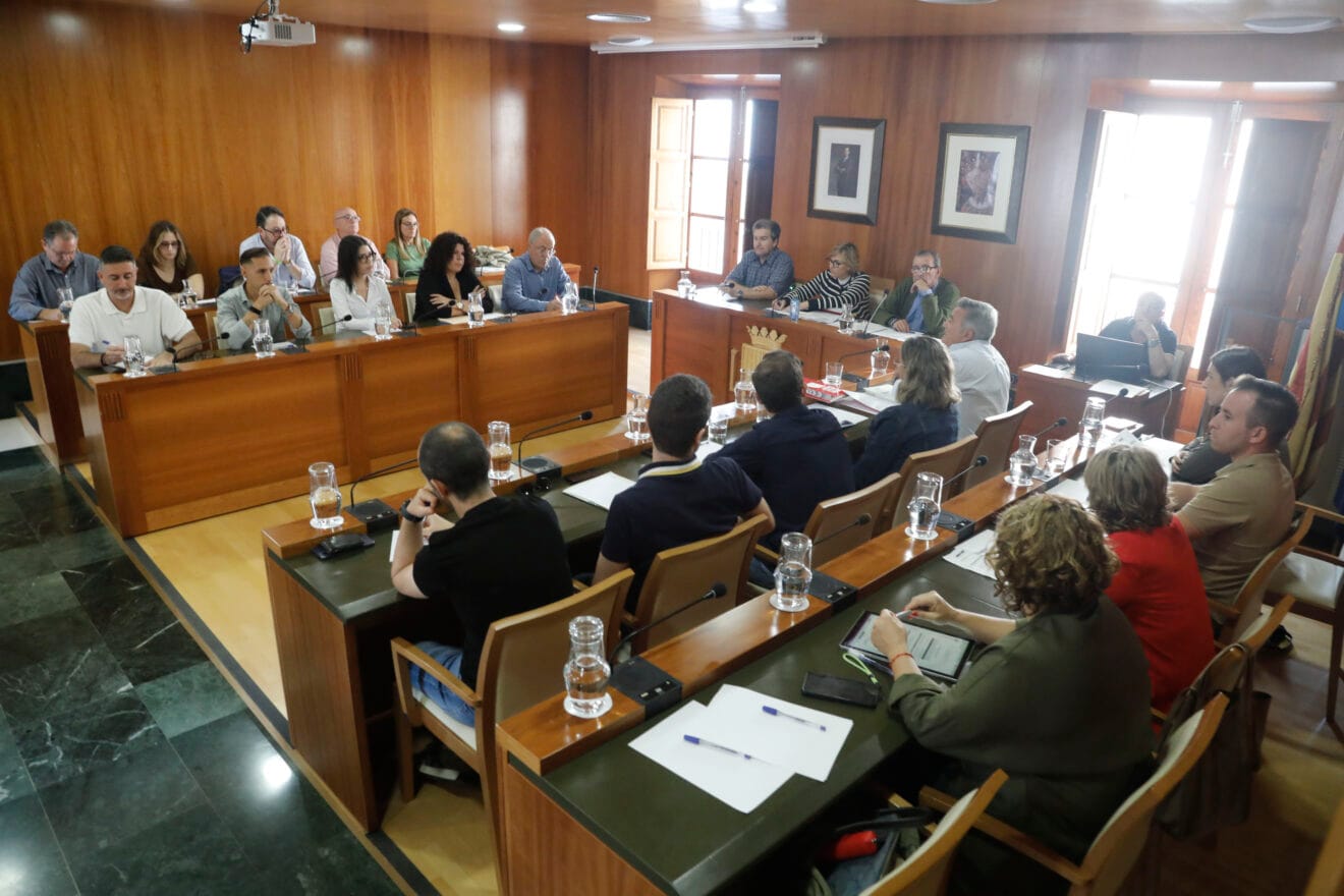 Pleno extraordinario por la gestión de la desaladora de Xàbia