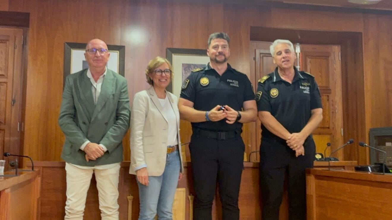 Reconocimiento a los agentes por sus años de servicio