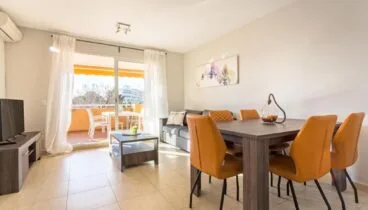 Dos plantas de confort con decoración renovada