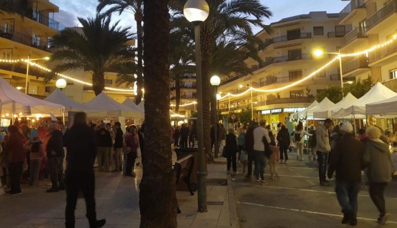 Fira Solidaria de Navidad en Xàbia en 2024