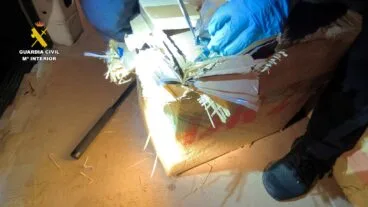La droga fue intervenida tras el desembarco frustrado en Cala Granadella de Xàbia