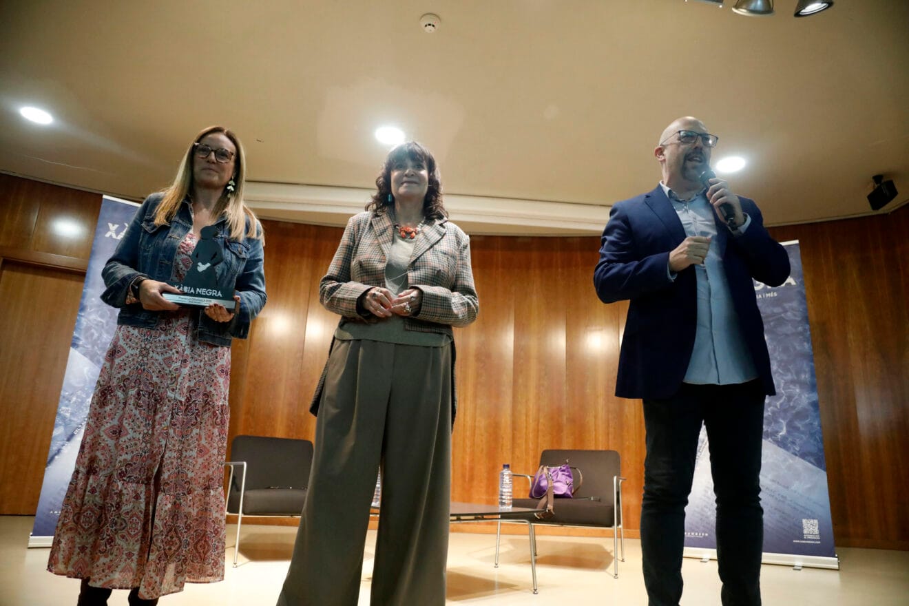 Xàbia Negra 2025 - Premio a Rosa Montero (2)