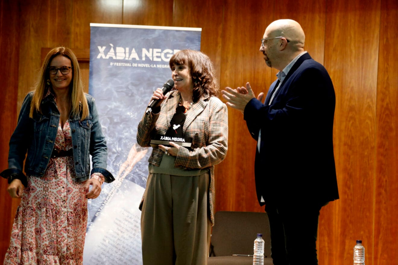 Xàbia Negra 2025 - Premio a Rosa Montero (5)