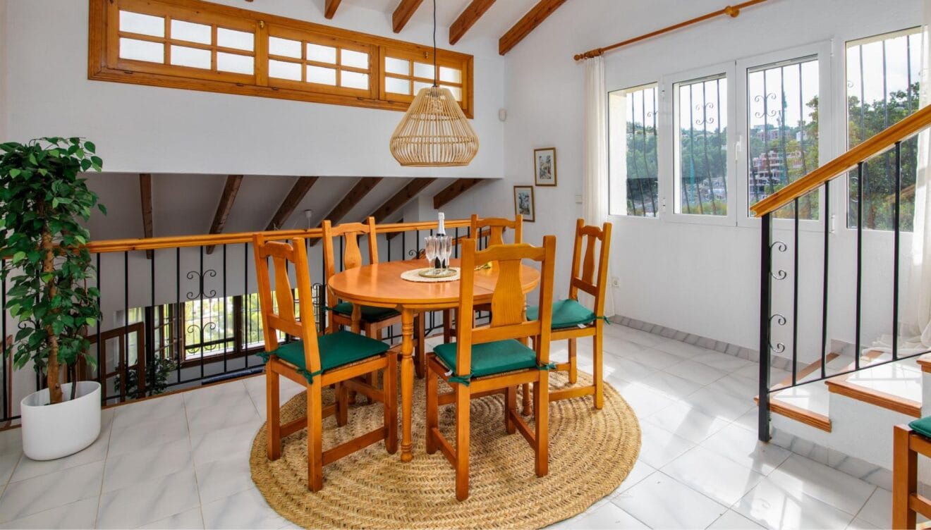 Comedor acogedor perfecto para disfrutar en familia