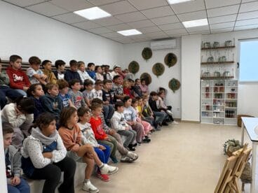 El CEIP Port de Xàbia recauda 600 euros para TAPIS Xàbia (2)