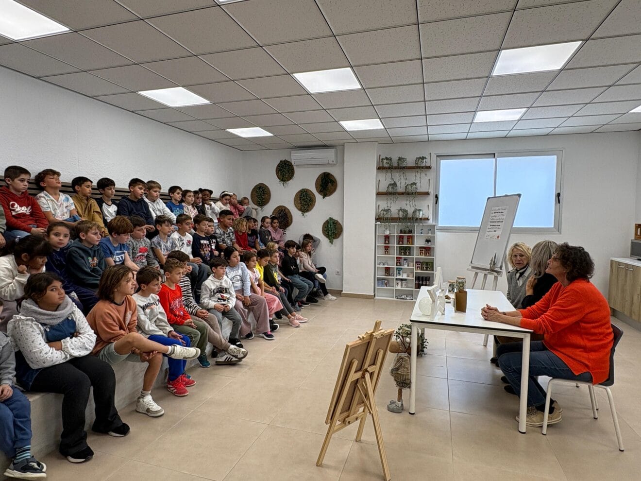 El CEIP Port de Xàbia recauda 600 euros para TAPIS Xàbia (5)