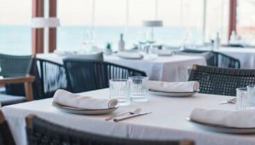 Escenarios únicos para celebraciones frente al Mediterráneo