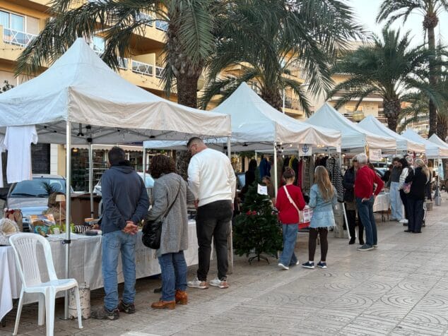 Imagen: II Fira Solidària de Xàbia