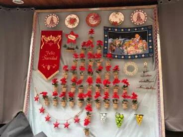 Tapiz navideño en el carrer En Forn de Xàbia