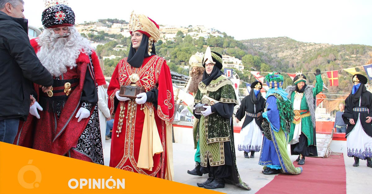 Sus Majestades Los Reyes Magos a su llegada a Xàbia - Jávea.com | Xàbia.com