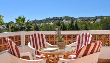 Terraza con vistas al valle un rincón perfecto para desconectar