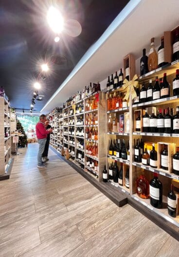 Vinos blancos y rosados selectos para celebraciones navideñas