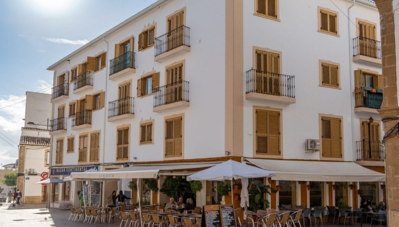 Apartamento en el Casco Antiguo de Jávea con gran potencial para vivir