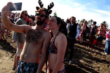 Baño Solidario de Año Nuevo 2026 en Xàbia (18)