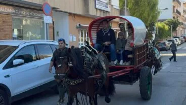 Bendición de animales en el centro histórico de Xàbia (15)