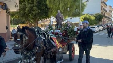 Bendición de animales en el centro histórico de Xàbia (21)