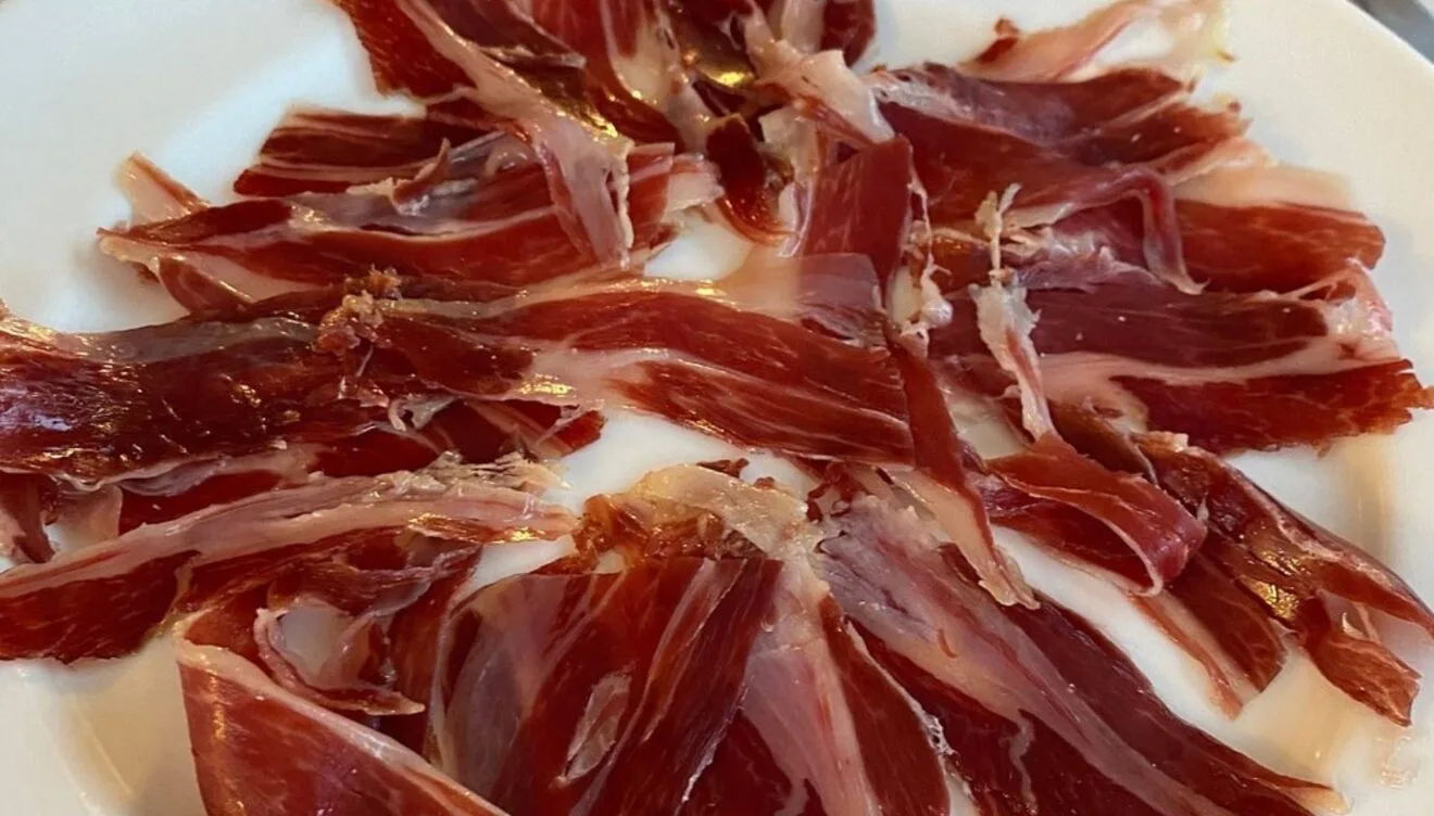 Espacio gastronómico con esencia mediterránea