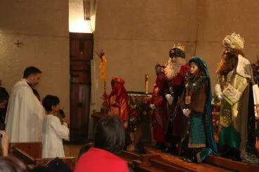 Cesia se dirige a los Reyes Magos de Oriente