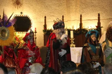 Los Reyes Magos de Oriente reciben a los niños en la Parroquia de Loreto de Xàbia (14)