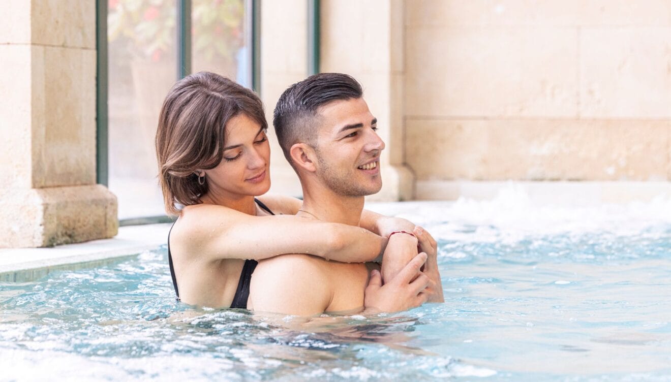 Relájate en pareja con los circuitos spa del Hotel Dénia Marriott La Sella
