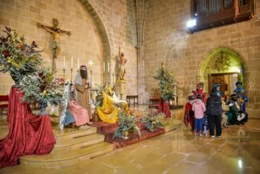 Virgen María, San José y los Reyes Magos