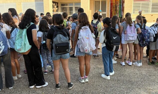Imagen: Alumnos en un colegio de Xàbia