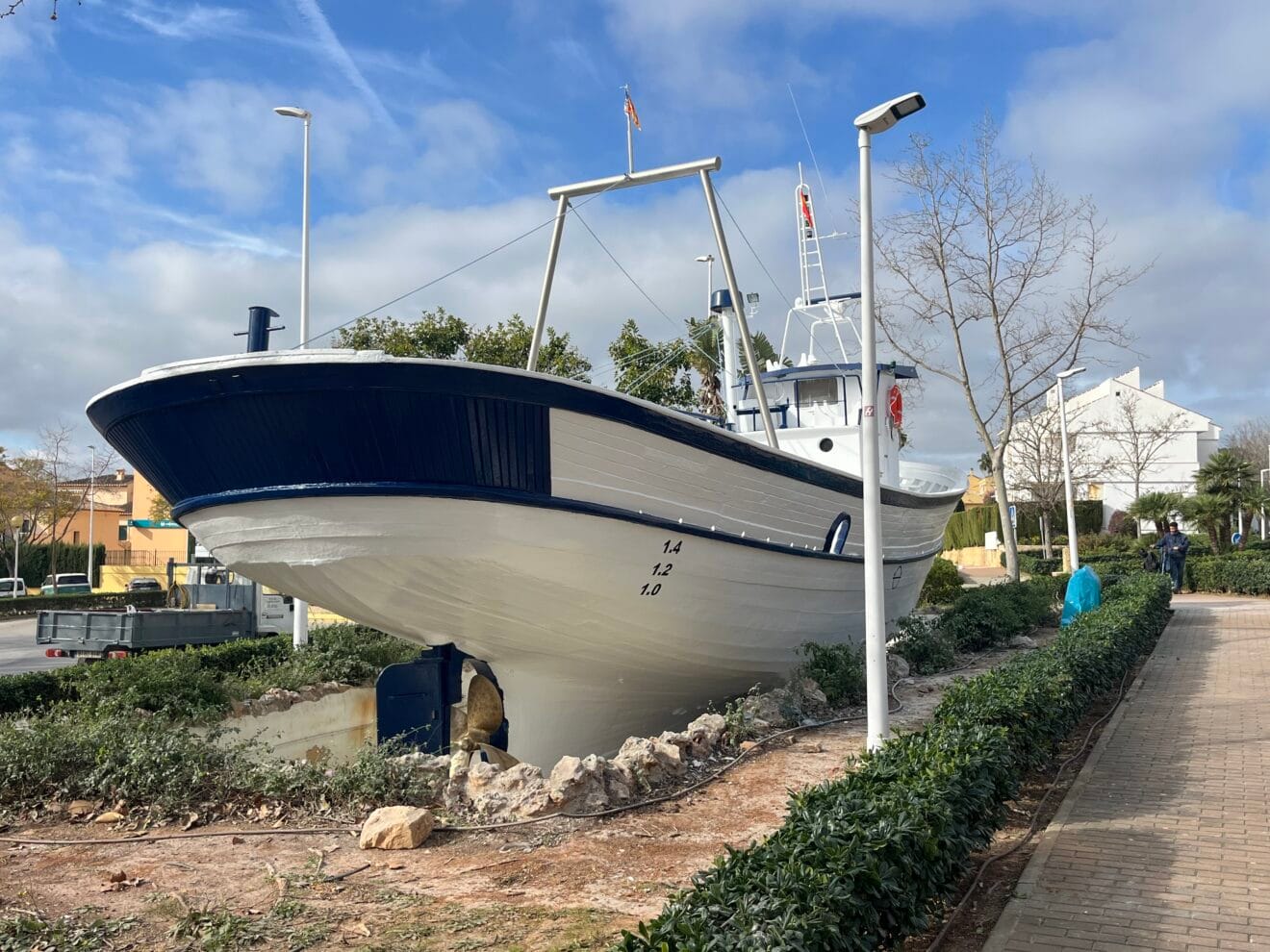 El pesquero 'Chorroll' luce con una nueva imagen