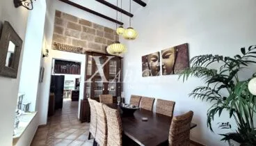 Comedor familiar cómodo y versátil para el día a día