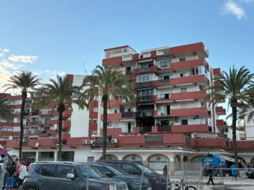 Estado exterior del edificio tras el incendio