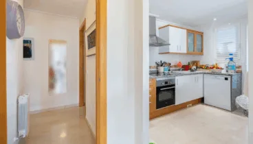 Piso con terraza de 16 m² en el Puerto de Jávea