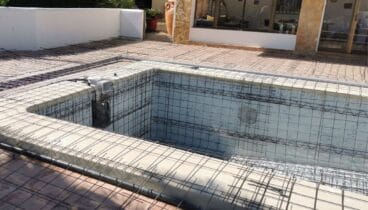 Resistencia y durabilidad en piscinas de hormigón proyectado