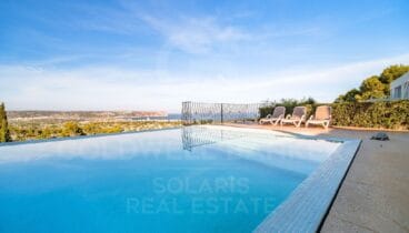 Terrasses àmplies davant del mar per gaudir tot l'any