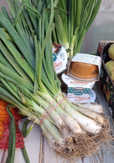 Supermercado de barrio con esencia tradicional