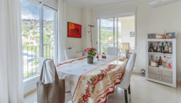 Habitatge ample a prop del nucli antic de Xàbia