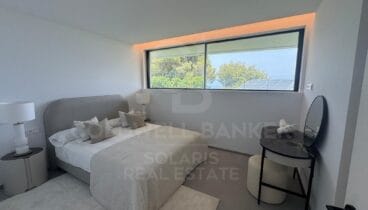 Casa moderna con arquitectura elegante en la Costa Blanca