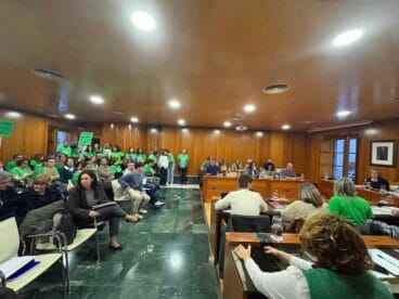Concentración de docentes en Xàbia (2)