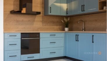 El contraste como clave del diseño de cocinas modernas y equilibradas (4)