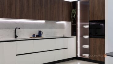 El contraste como clave del diseño de cocinas modernas y equilibradas (9)