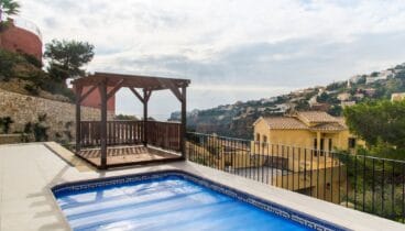 Espacios exteriores perfectos para desayunos y cenas al aire libre