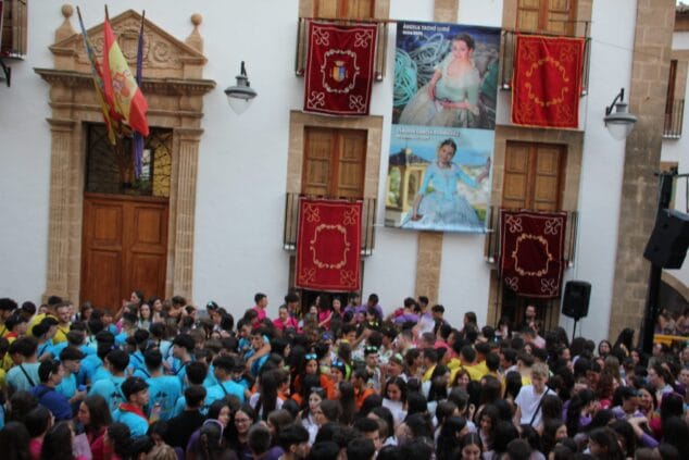 Imagen: Peñas de Xàbia en el Día del Pregó