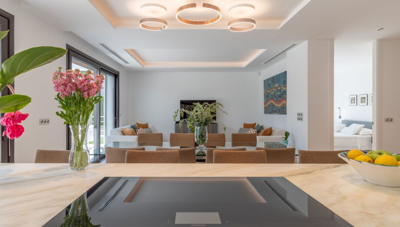Compra segura de inmuebles de lujo con expertos inmobiliarios