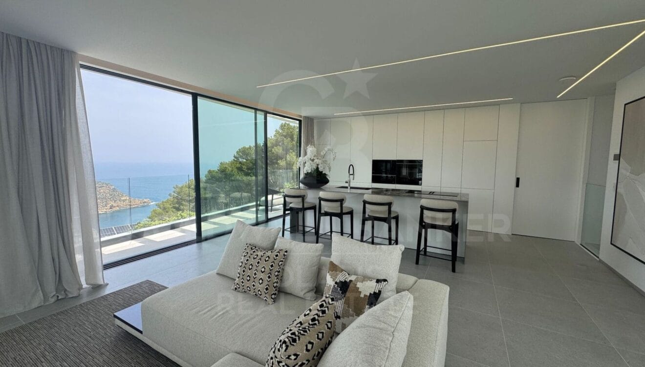 Vivienda de alto standing en Balcón al Mar con vistas abiertas