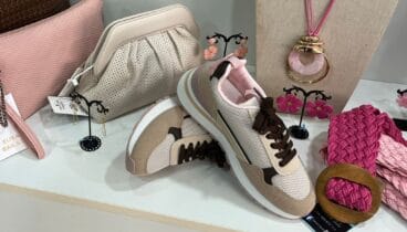 Zapatos planos cómodos y versátiles de Vanity Shoes para combinar en verano