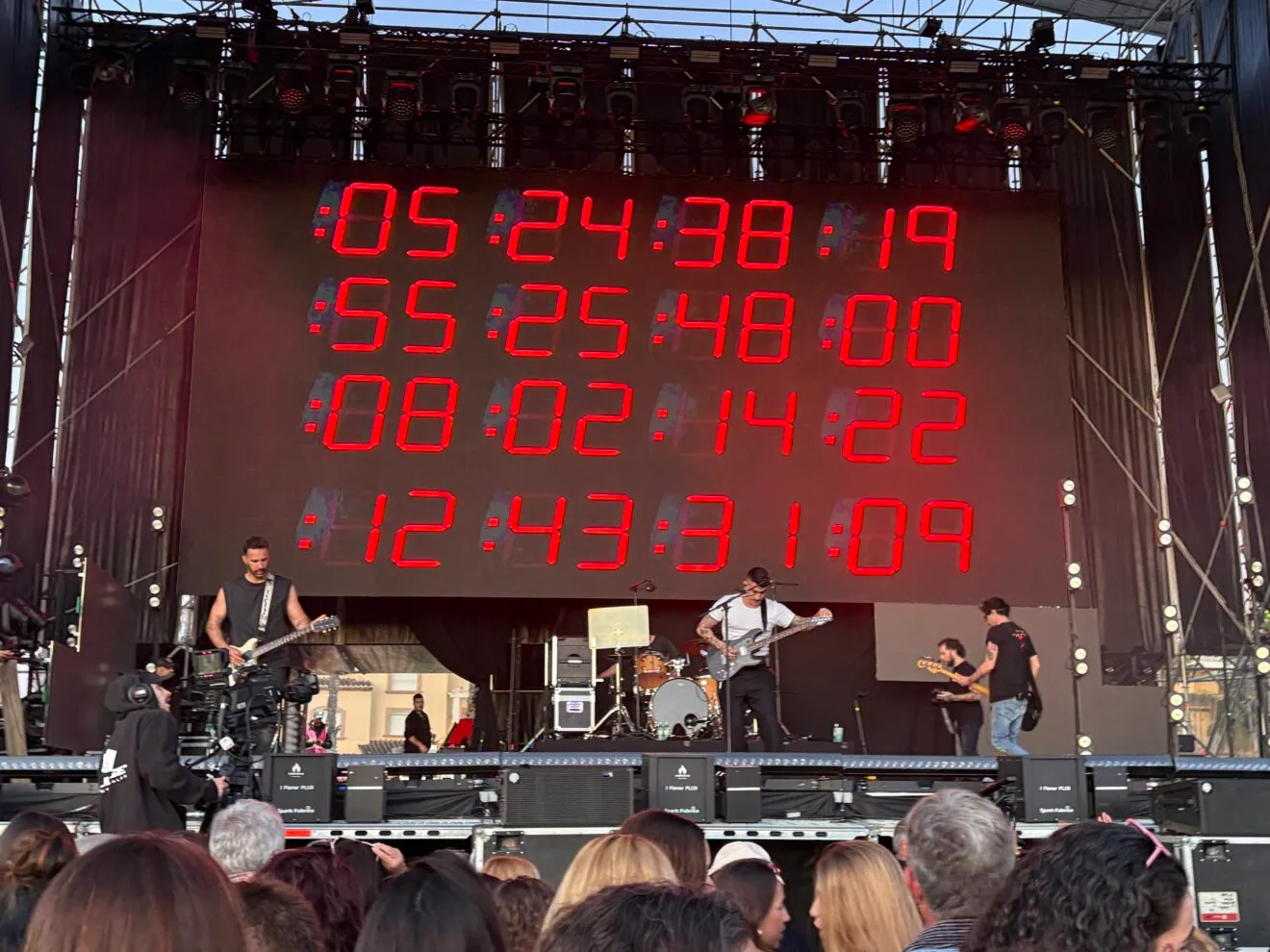 Cientos de personas disfrutaron del primer día de Mar de Jávea  (12)