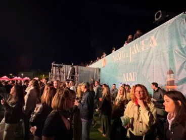 Cientos de personas disfrutaron del primer día de Mar de Jávea  (7)