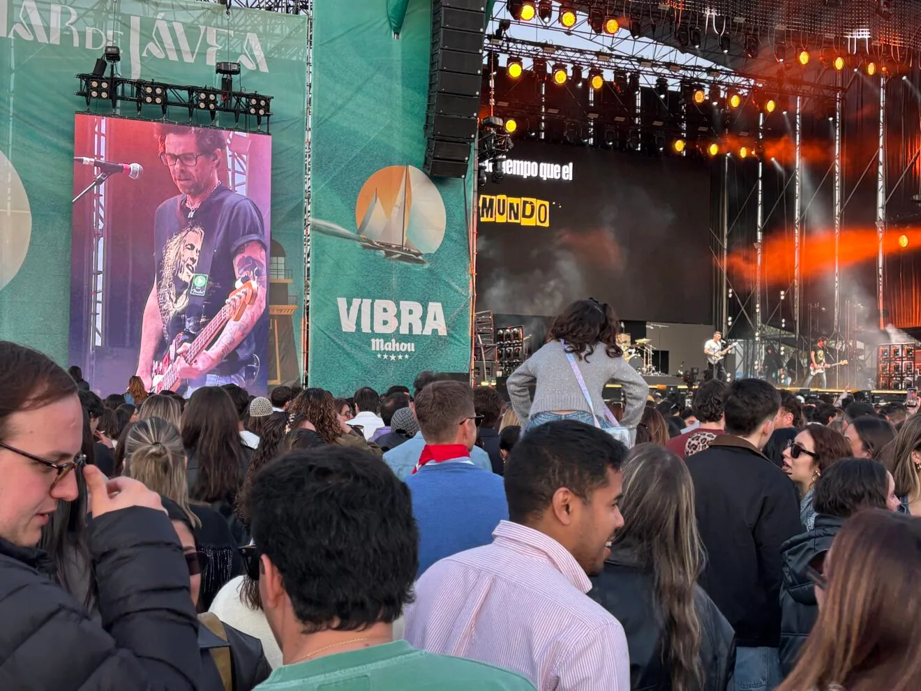 Cientos de personas disfrutaron del primer día de Mar de Jávea  (9)