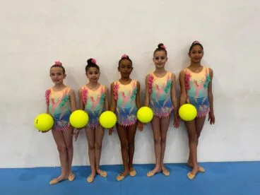 Gimnastas del Club Xàbia en la fase Interclub